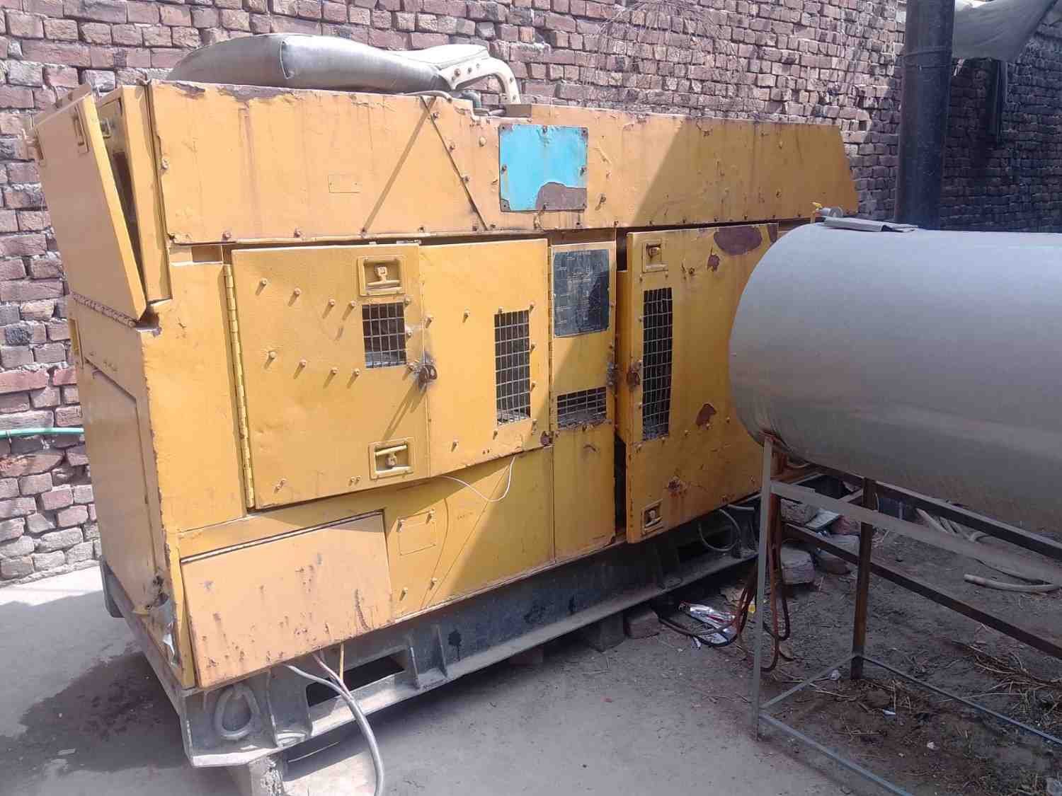 Caterpillar 3126 Diesel Generator for Sale in Lahore Pakistan - Heavy Duty Industrial Generator